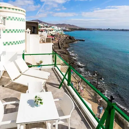 Apartment Sea Breeze Ocean View