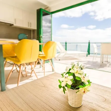 Daire Sea Breeze Ocean View *