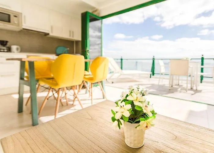 דירה Sea Breeze Ocean View *