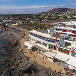 Sea Breeze Ocean View Daire